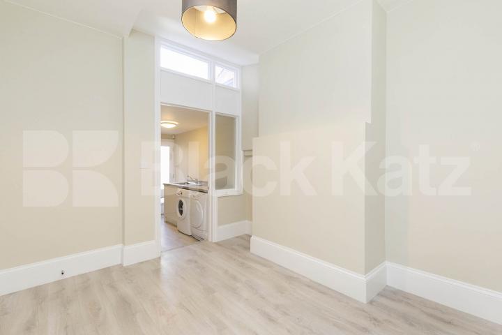 Five bedroom house split over three floors with lovely south facing garden Harberton Road, Archway / Highgate